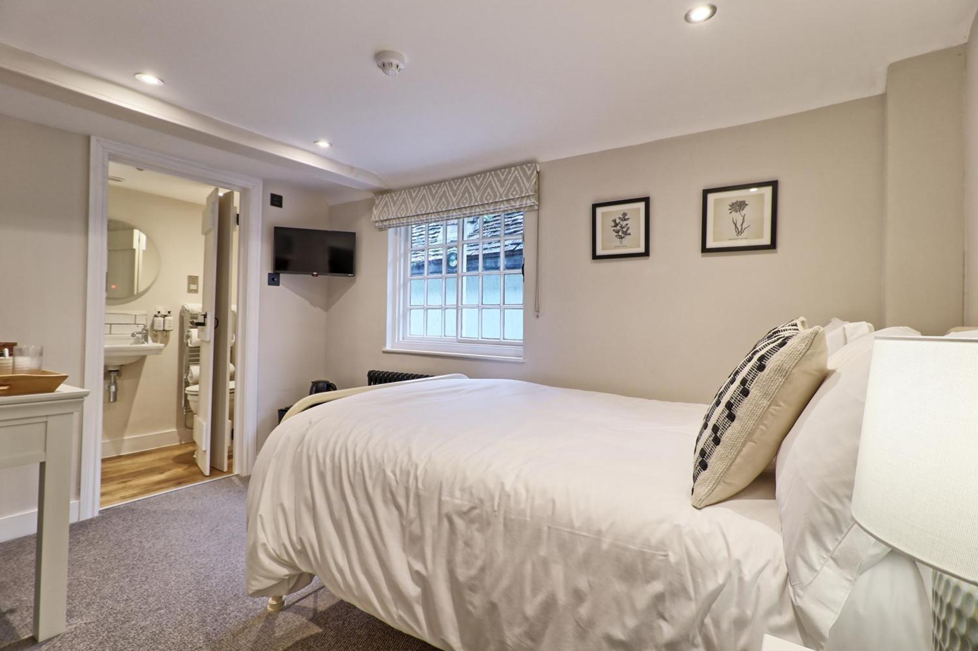 Ranfield'S Brasserie Hotel Rooms Coggeshall Exterior photo