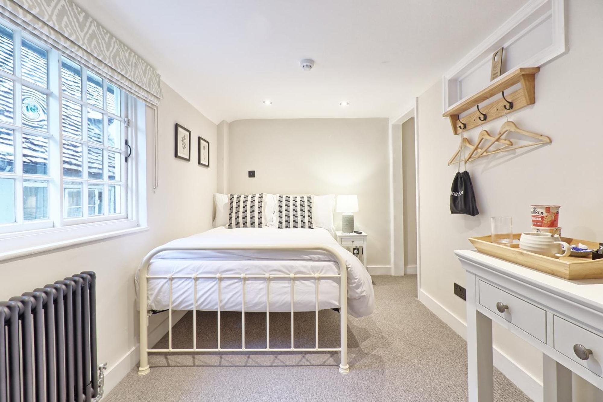 Ranfield'S Brasserie Hotel Rooms Coggeshall Exterior photo